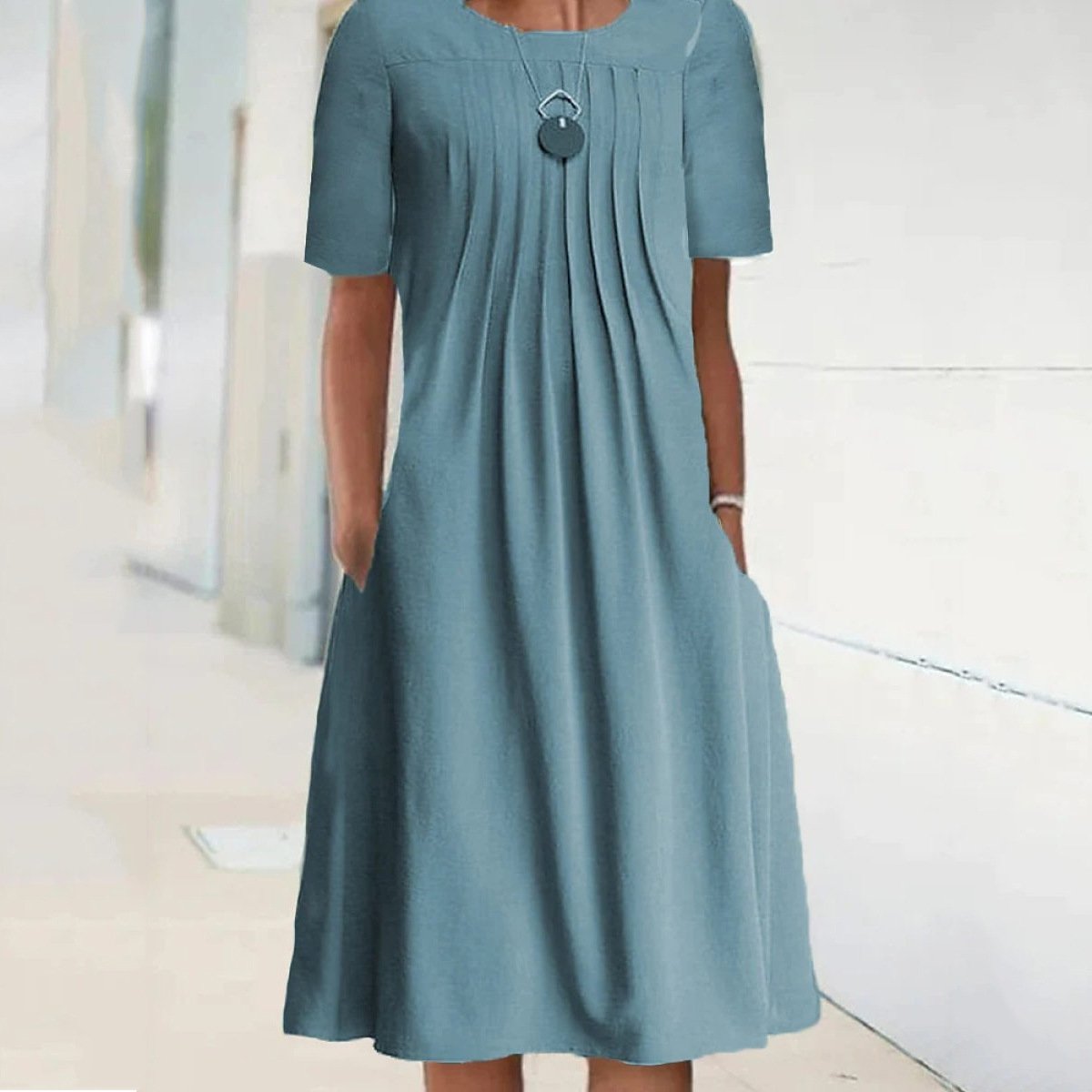 Solid Color Round Neck Pullover Short Sleeve Midi Dress
