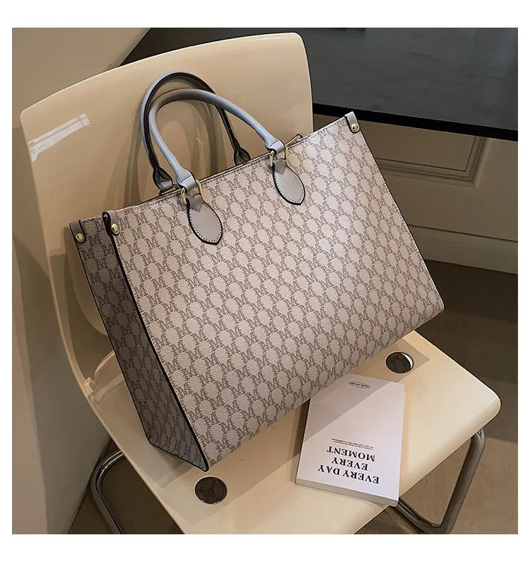 Large Capacity Retro Single Shoulder Tote Bag For Women