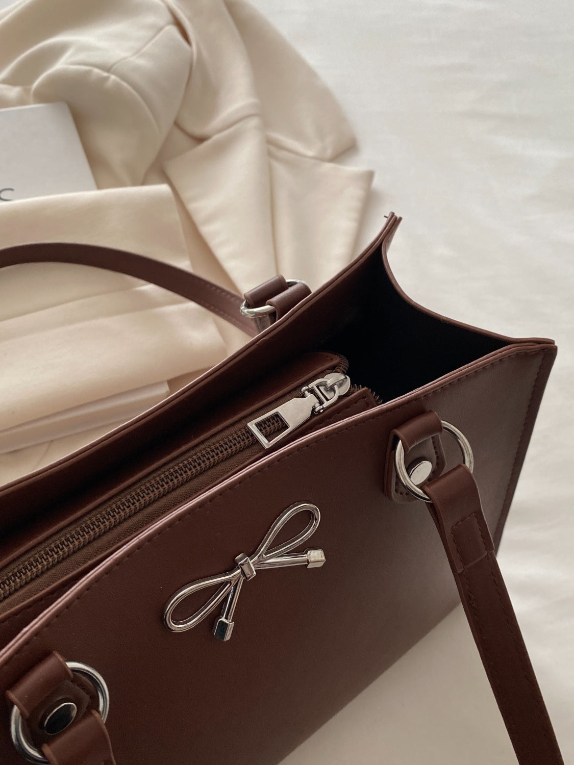 Elegant Bow Accent PU Leather Shoulder Bag